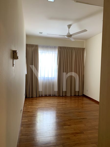 4 Bed Semi-Detached House (Landed) for Rent in  Mount Sinai Lane - Image 14